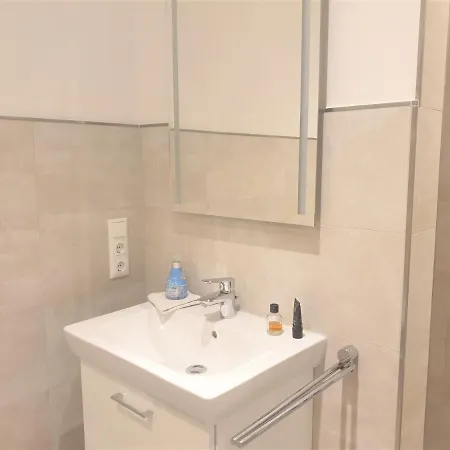 Heimatloft, Am Alten Deich 4-6, 2 32 Apartment *